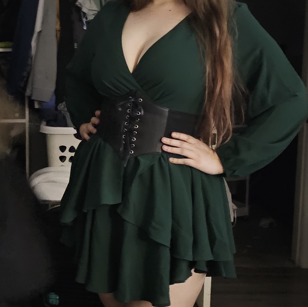 Nwot Elegant Green Dress 274